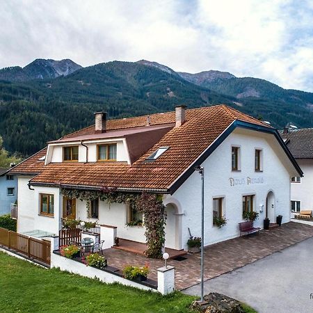 Haus Arnold - Privatzimmer Und Ferienwohnungen Sillian Exterior foto